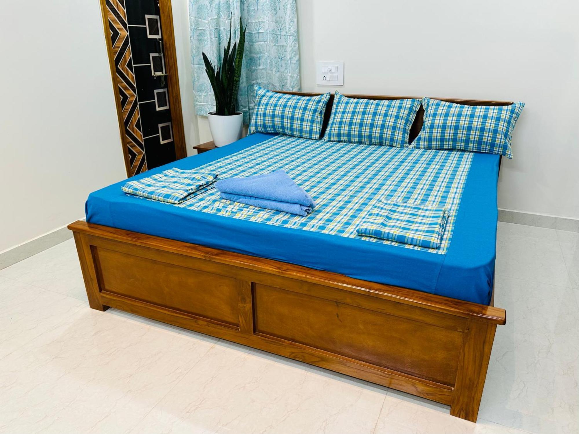 Truelife - 3Bhk Family Suites - Ps4 Pure Veg Restaurant On The Way To Balaji Temple - 2500 Sft Large Signature Apartment - Modular Kitchen - Super Fast Wifi, Smart Tv, 250 Jio Channels - Parking - Easy Access To All Temples - Top Service With Lots Of Tirupati Exteriér fotografie