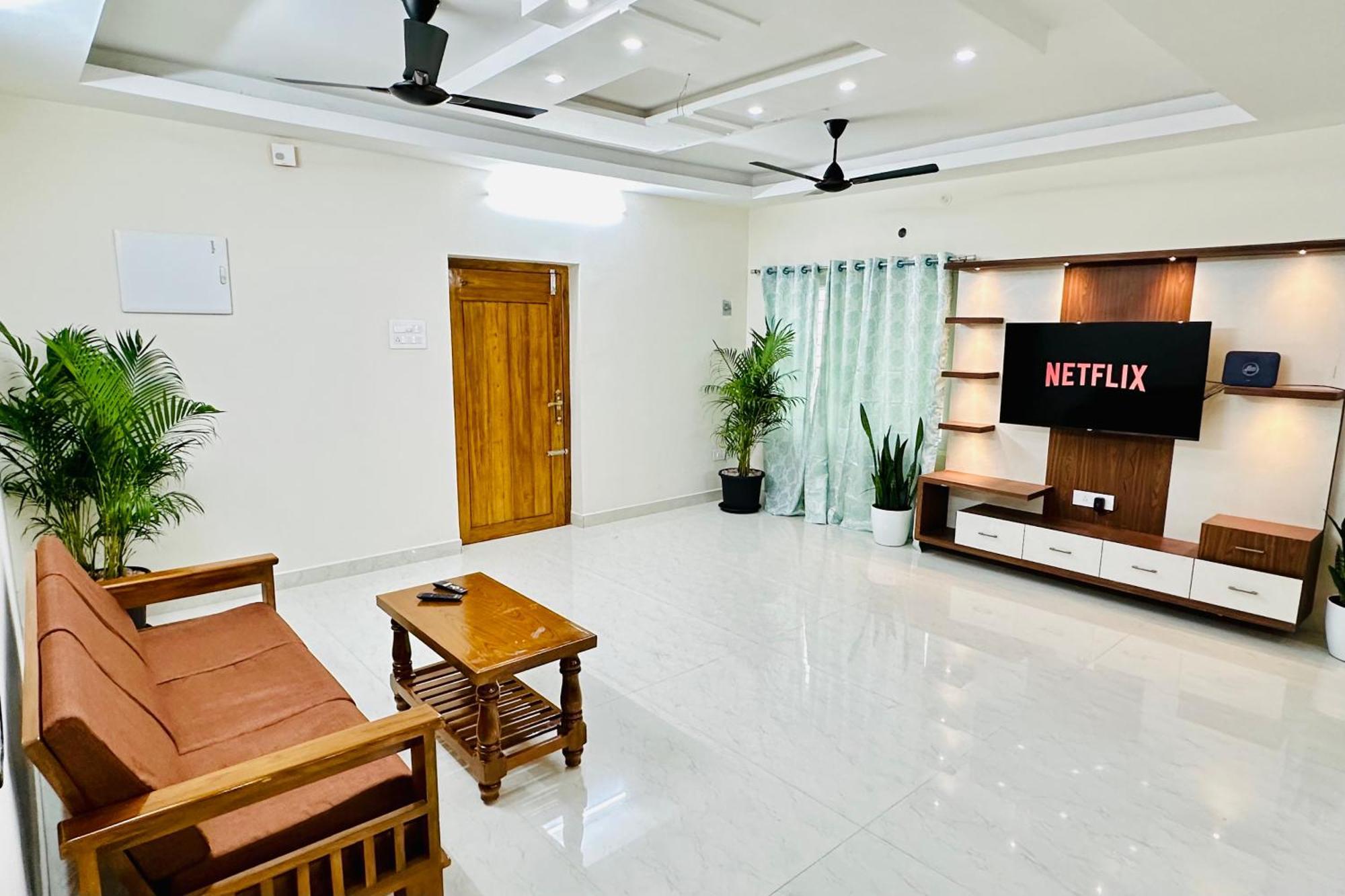 Truelife - 3Bhk Family Suites - Ps4 Pure Veg Restaurant On The Way To Balaji Temple - 2500 Sft Large Signature Apartment - Modular Kitchen - Super Fast Wifi, Smart Tv, 250 Jio Channels - Parking - Easy Access To All Temples - Top Service With Lots Of Tirupati Exteriér fotografie