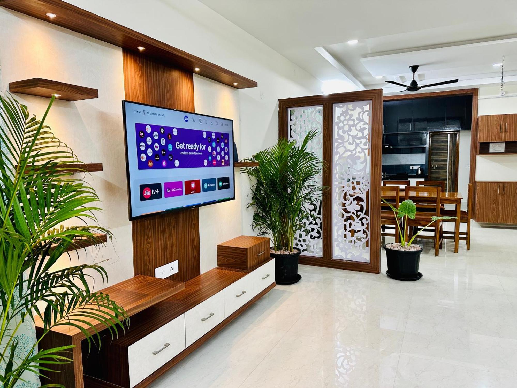 Truelife - 3Bhk Family Suites - Ps4 Pure Veg Restaurant On The Way To Balaji Temple - 2500 Sft Large Signature Apartment - Modular Kitchen - Super Fast Wifi, Smart Tv, 250 Jio Channels - Parking - Easy Access To All Temples - Top Service With Lots Of Tirupati Exteriér fotografie