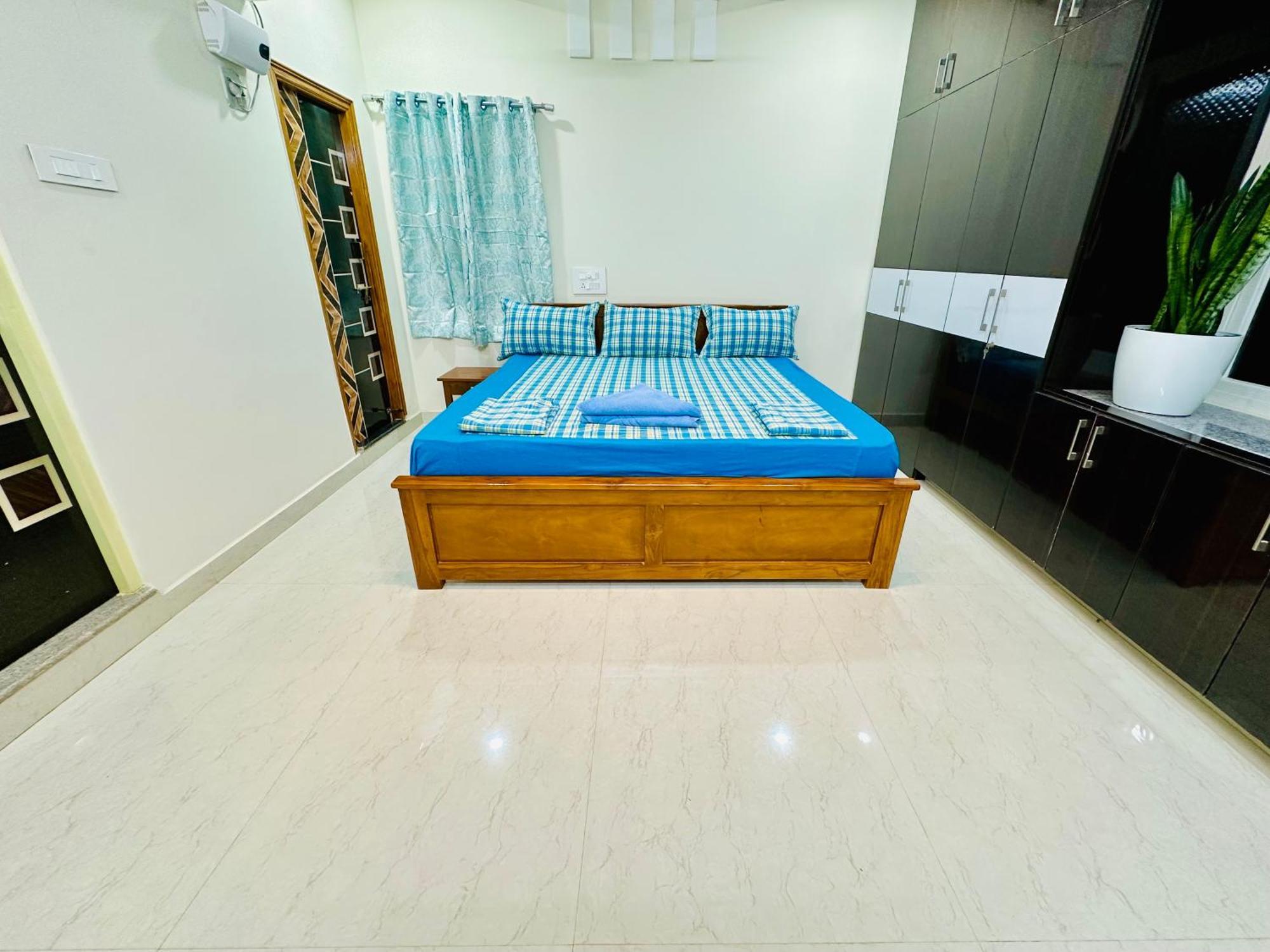 Truelife - 3Bhk Family Suites - Ps4 Pure Veg Restaurant On The Way To Balaji Temple - 2500 Sft Large Signature Apartment - Modular Kitchen - Super Fast Wifi, Smart Tv, 250 Jio Channels - Parking - Easy Access To All Temples - Top Service With Lots Of Tirupati Exteriér fotografie
